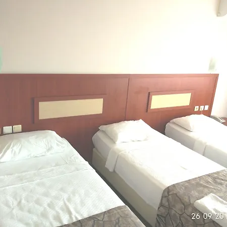 Uygulama Oteli̇ Hotel