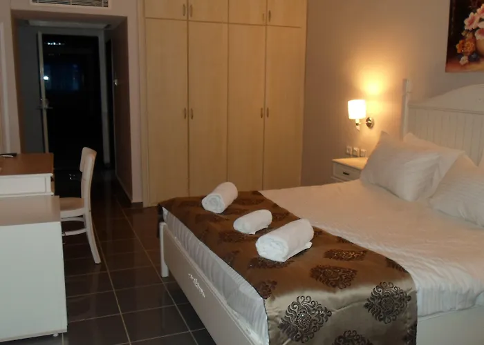 Uygulama Oteli̇ ホテル チャナッカレ