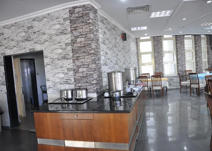 ホテル Uygulama Oteli̇ チャナッカレ