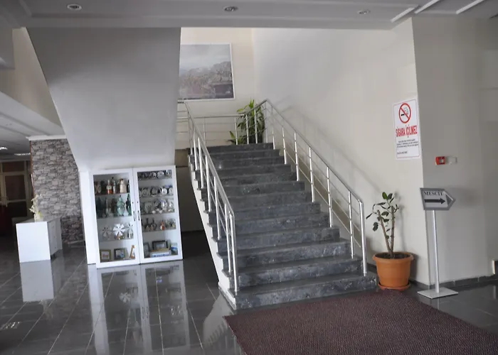 ホテル Uygulama Oteli̇