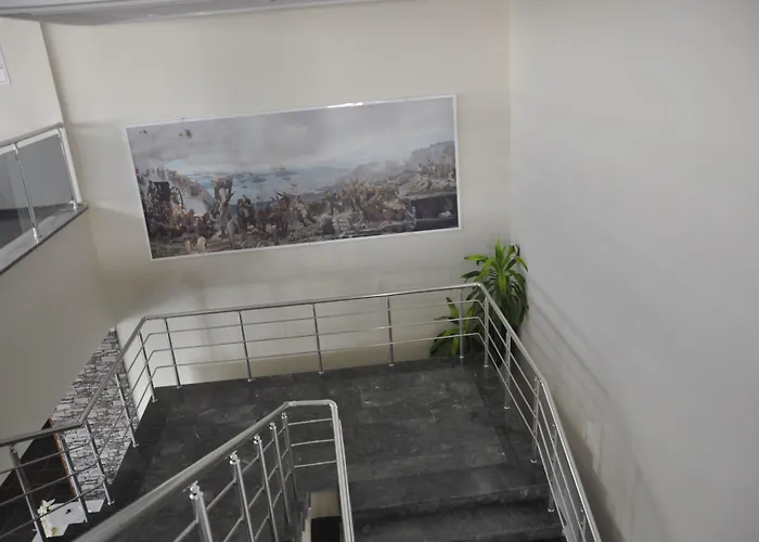 Uygulama Oteli̇ ホテル チャナッカレ